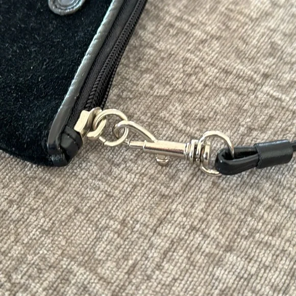 Fossil Suede Wristlet SL8687. - Picture 4 of 11